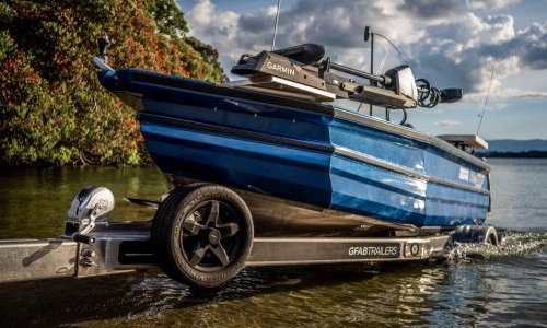 GFAB Alloy Small Boat Trailer - Side View, Stabicraft 1450 with pull-out drawbar