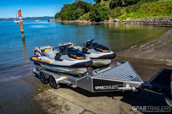 Double Sportski Trailers